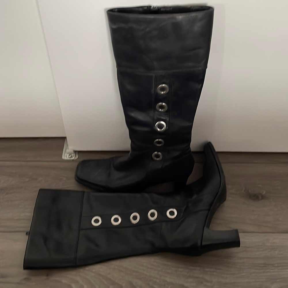 Dress boot